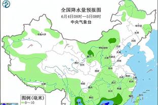 踢出来了？伊兰加战曼联送助攻，被换下时向球迷示意、手指队徽